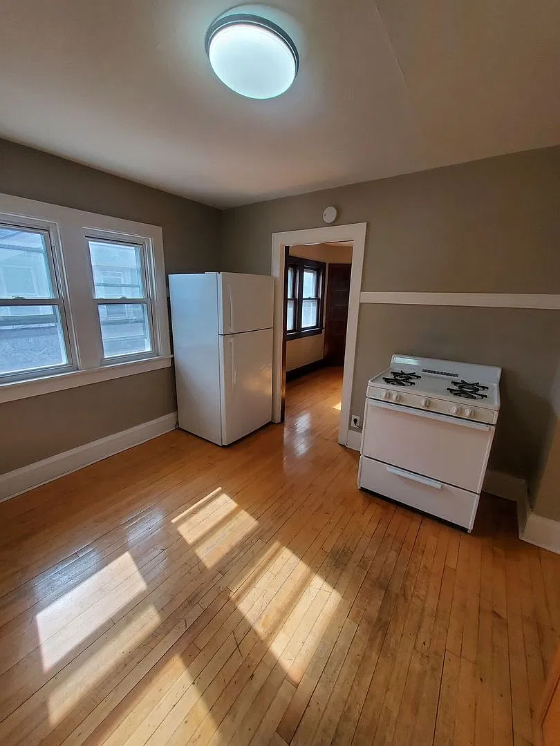 2872-2872A N 56th St. - Duplex — Photo 2
