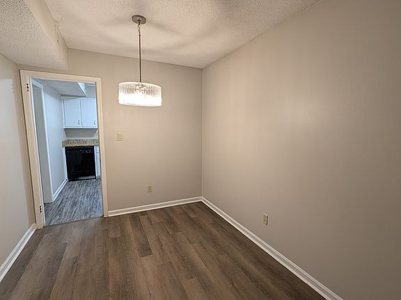 2nd image of 2290 Chapel Hill Rd