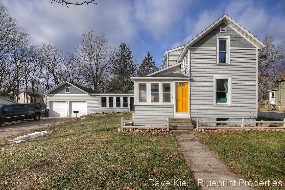 922 N Michigan Ave photo 1