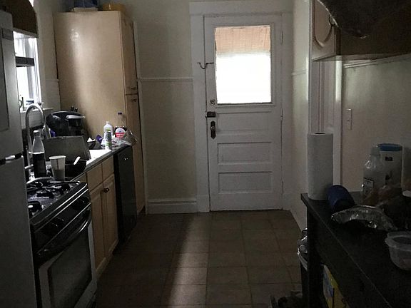 4th image of 2362 Chickasaw St