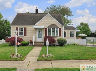 23 Albany St, Edison, NJ 08837
