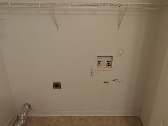 4th image of 4115 Dudleys Grant Dr APT F