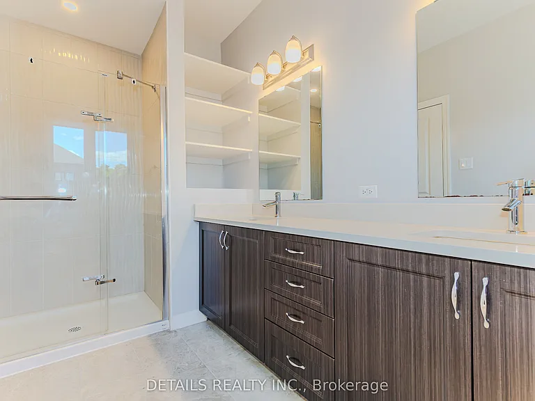 276 Avro Cir — Photo 19