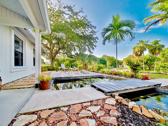 5th image of 8620 SW 179th St
