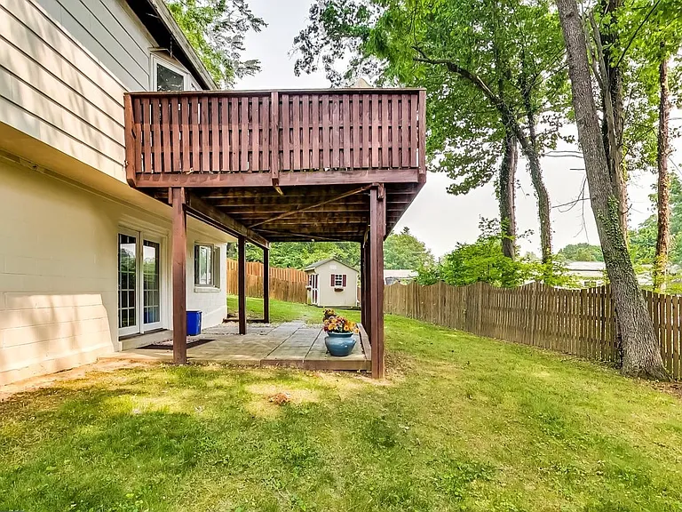 4704 Lance Ct — Photo 48
