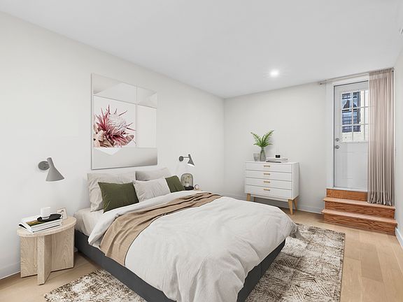 4th image of 54-07 Roosevelt Ave #2R