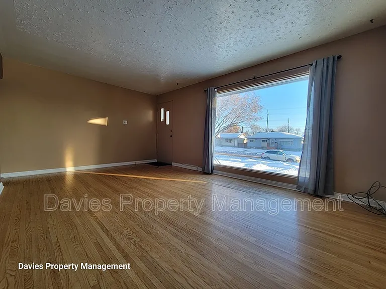 12824 103rd St NW — Photo 4