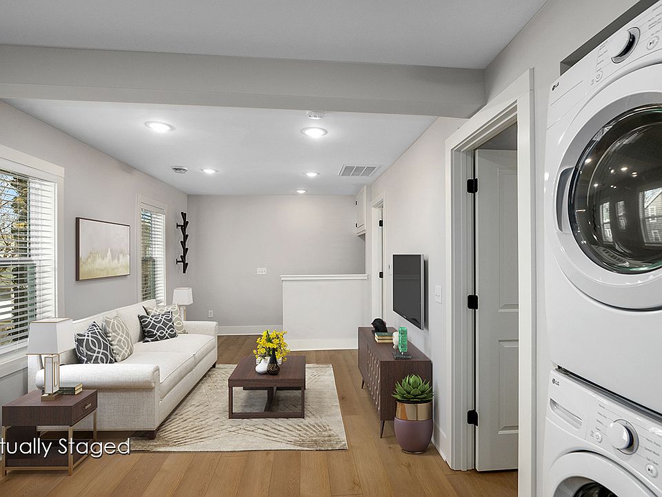 1st image of 415 11th St NW