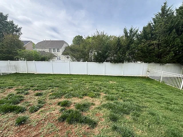 1005 Marcell Ln — Photo 3