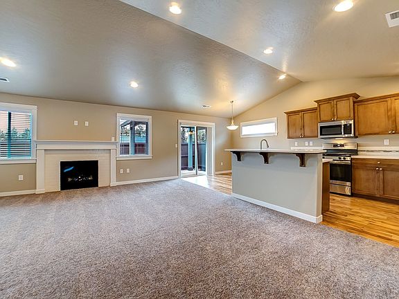 5th image of 1746 NE Janice Way