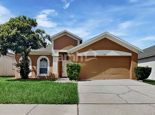 451 Sand Ridge Dr, Valrico, FL 33594
