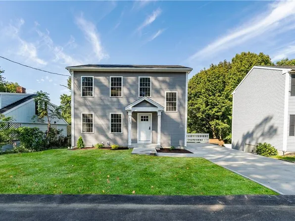 345 Nausauket Rd, Warwick, RI 02886