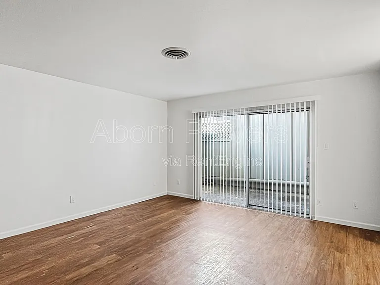 5441 Olympic Way — Photo 4