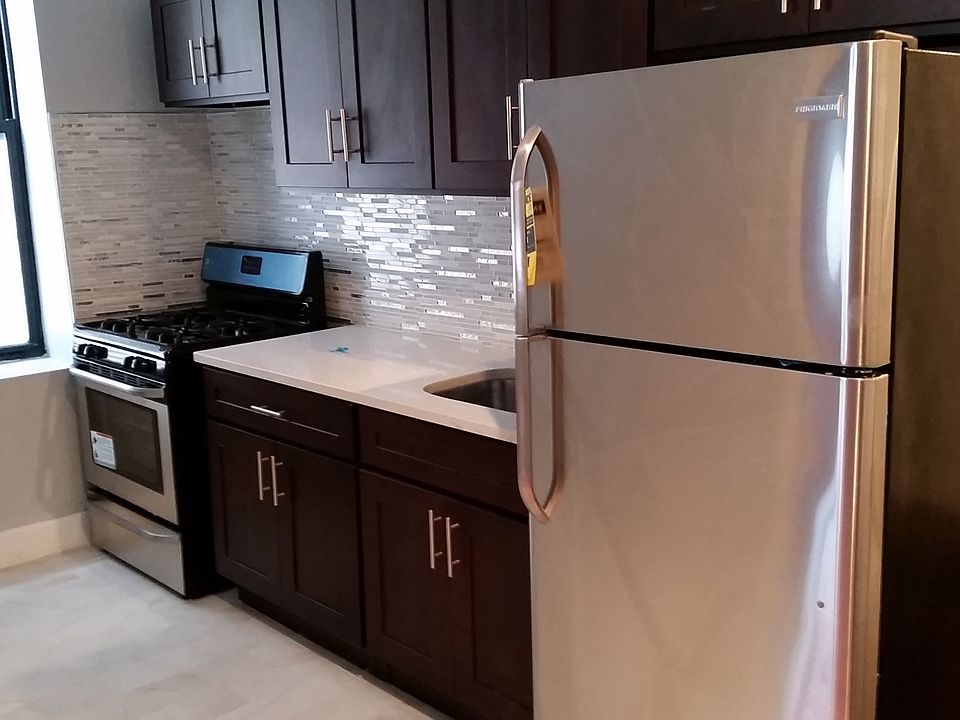 2nd image of 3574 Dekalb Ave APT 5K