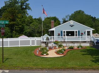 111 Smithfield Ave, Meriden, CT 06451