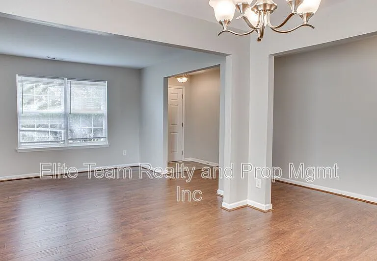 2035 Speedwell Ct — Photo 18
