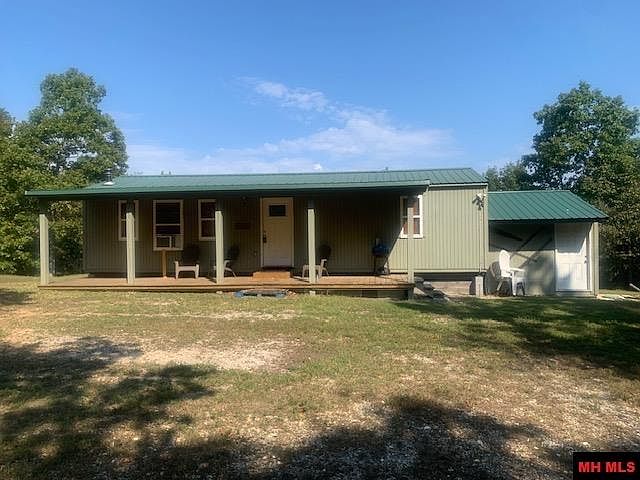1st image of 304 Tater Knob Ln