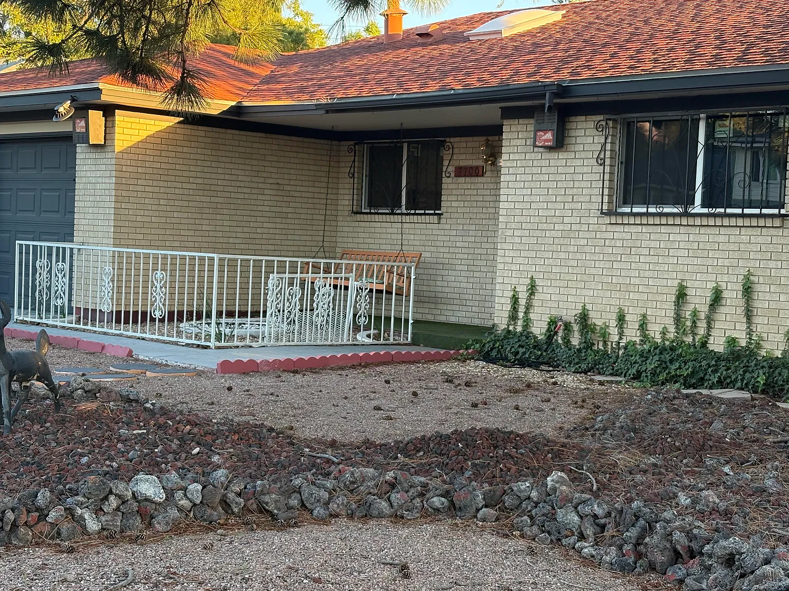 4 bed, 2900 sqft, $3,750 — Photo 1