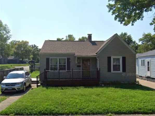 749 S 21st St, Decatur, IL 62521