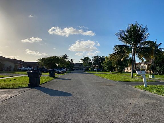 5th image of 7309 SW 8th St