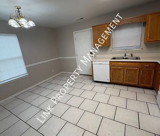 1106 Carline Rd #B — Photo 26