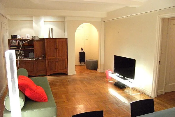 Rented by Corcoran | media 1