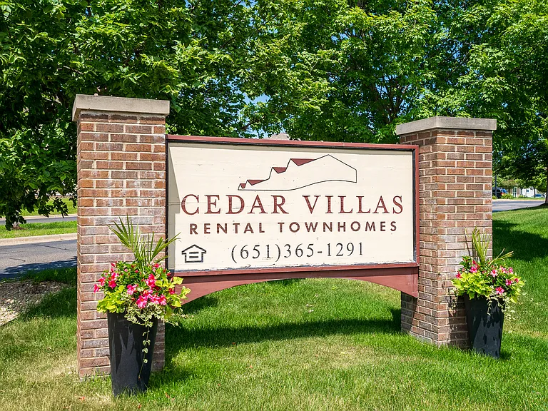 Cedar Villas Townhomes — Photo 5