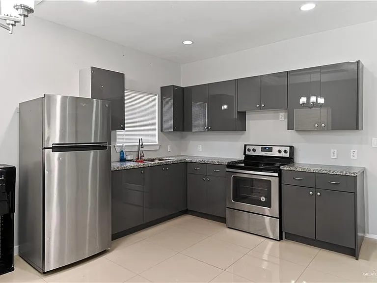 1908 W Harrison St #1 — Photo 5