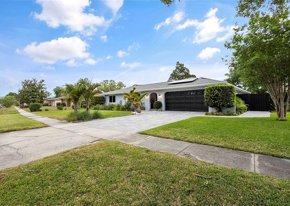 1st image of 6780 Tamarind Cir
