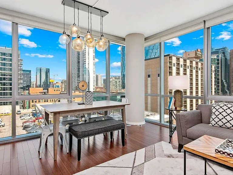 123 S Green St #903B — Photo 6