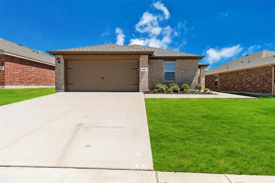 908 Mercury Dr