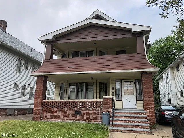 426 Dundee Dr photo 1