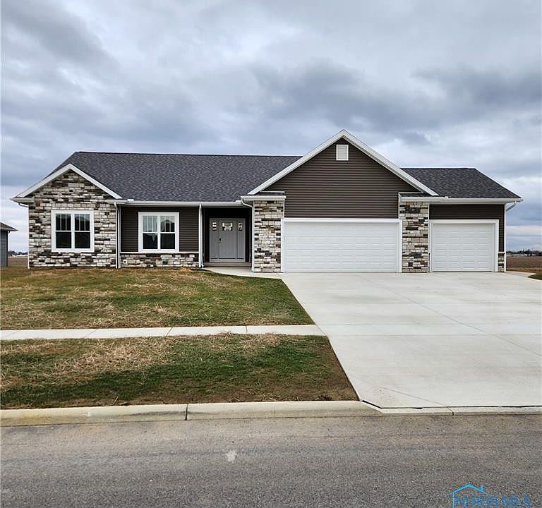 1st image of 9293 Hiegel Dr