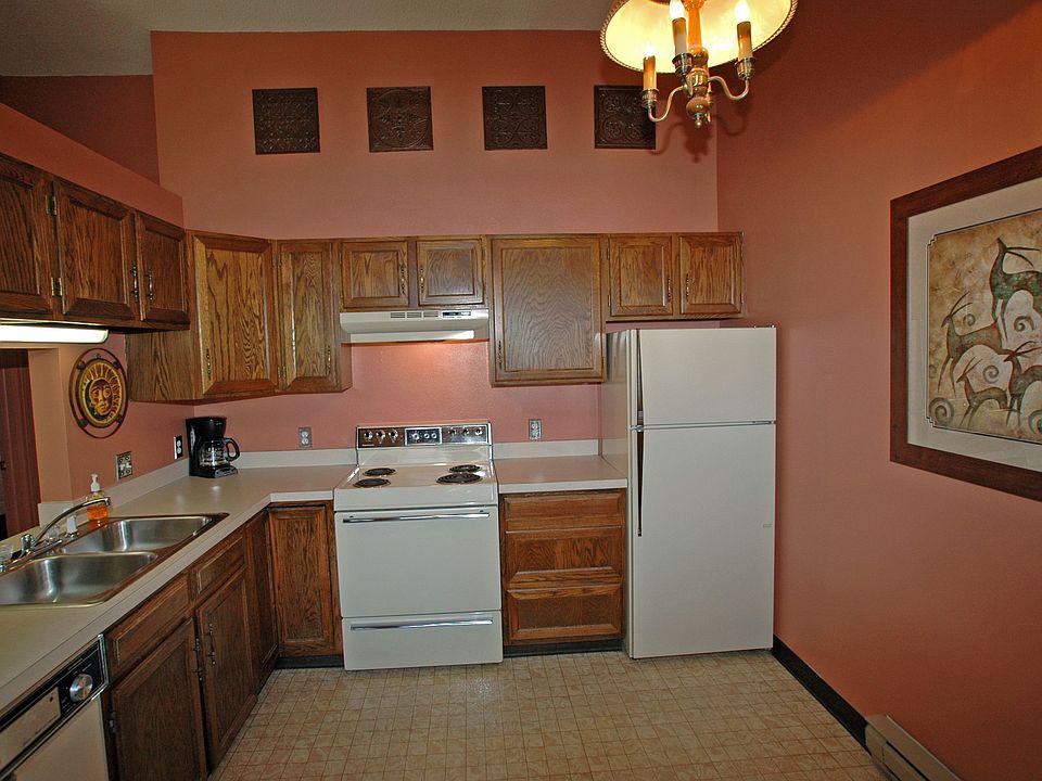 Spacious Kitchen