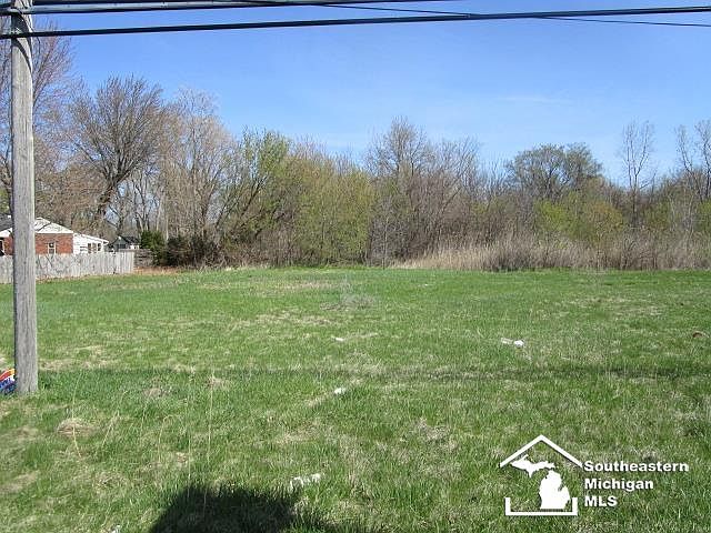 2nd image of S Custer Rd Lot C