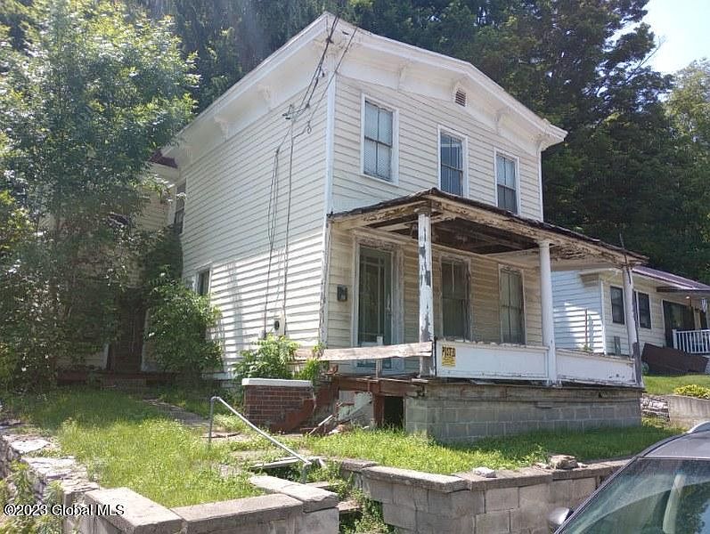 2nd image of 40 Hancock Street