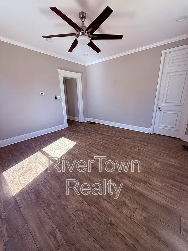 Building Photo - 215 N Bellevue Blvd #1