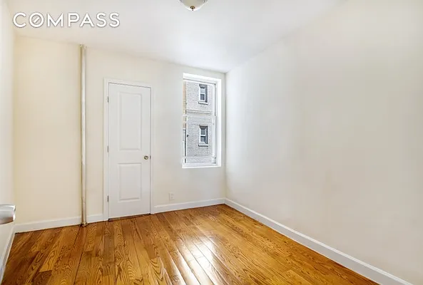 Rented by Compass | media 11