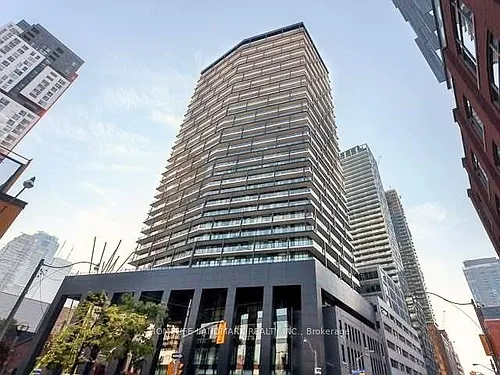 125 Peter St Photo 1