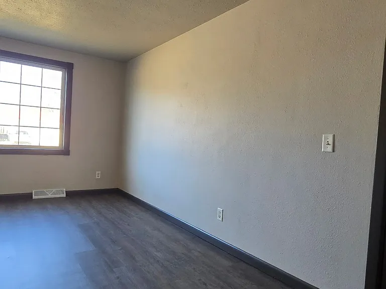 1820 Oak St #2 — Photo 2