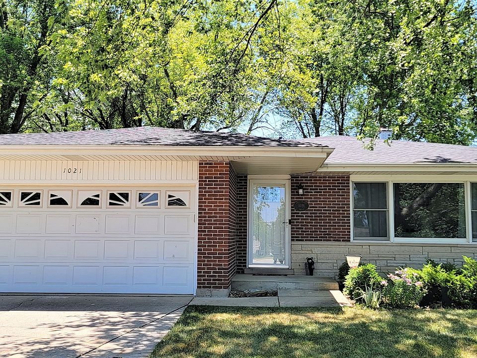 1st image of 1021 Apple Valley Dr