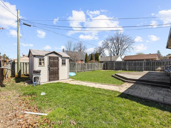 41 Elliott Ave, Hamilton, ON L8T 2H7