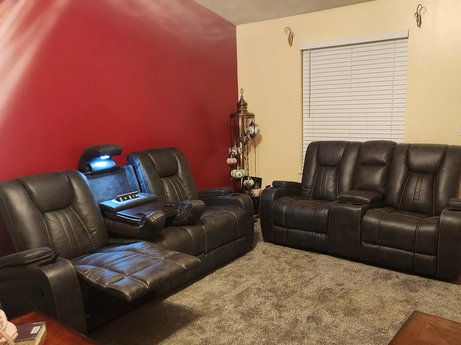 4 bed, 2400 sqft, $2,500 — Photo 3