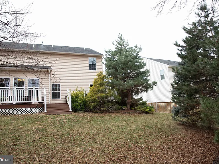 18136 Prestwick Ter — Photo 79