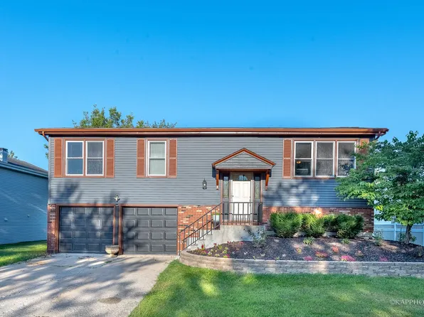 20052 S Sycamore Dr, Frankfort, IL 60423