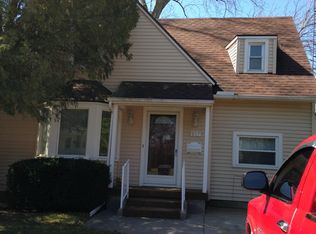 917 Searles Rd, Toledo, OH 43607