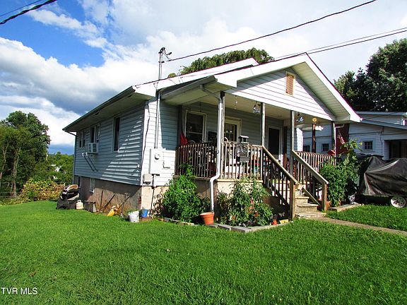 4th image of 608 S Lynn Ave