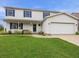 2709 Brighton Ln, Bloomington, IL 61704