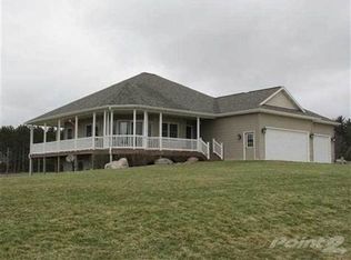 113 Overlook Dr, Cadillac, MI 49601