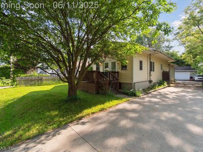 3244 Huggins Ave, Flint, MI, 48506